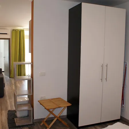 Apartment Zec *